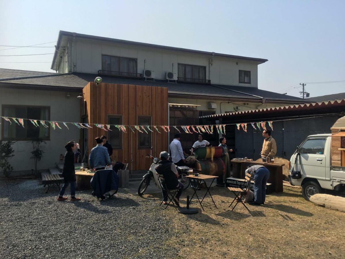 Guest House Yadokari Minamichita Exterior photo